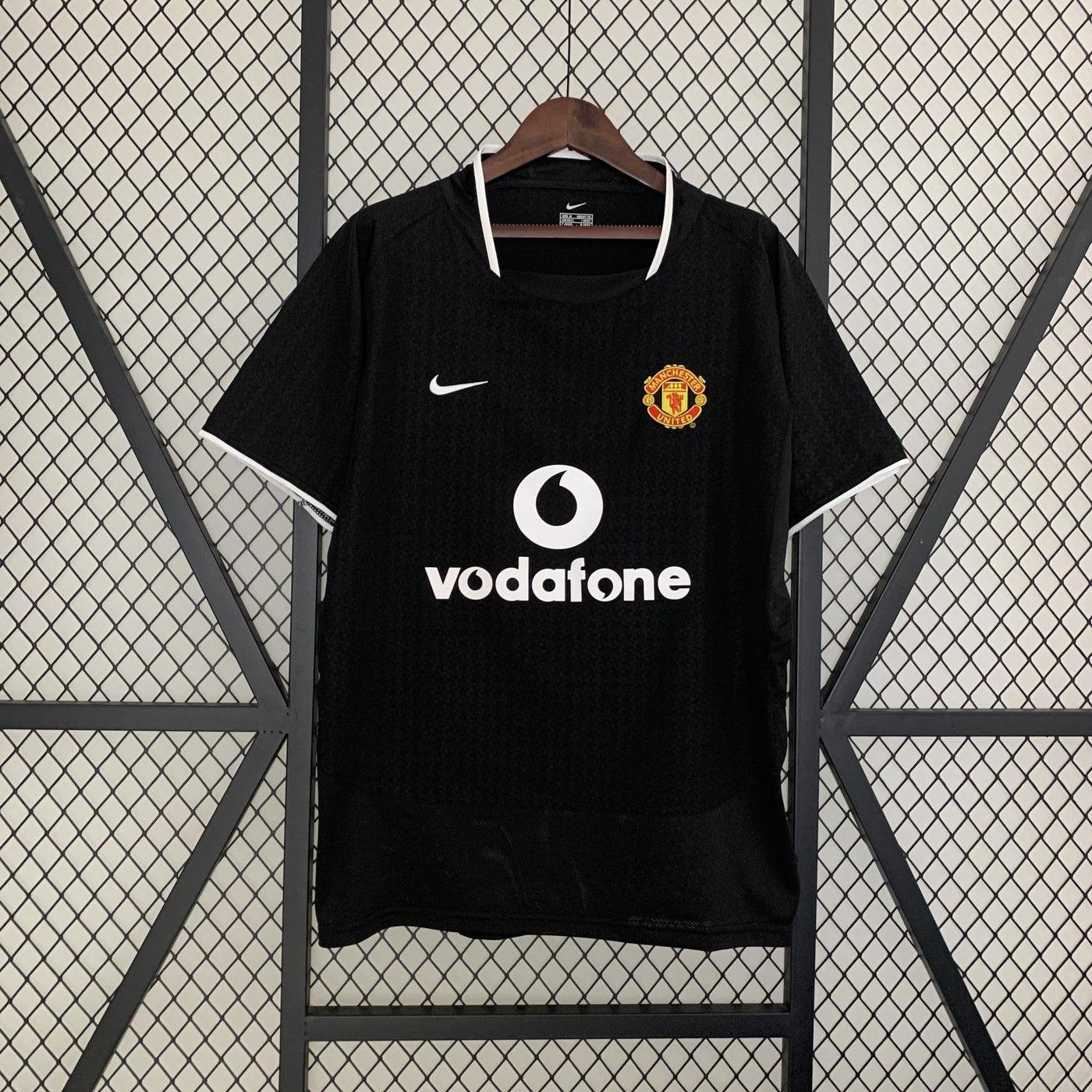 Manchester United 2003/04 Away Retro Jersey