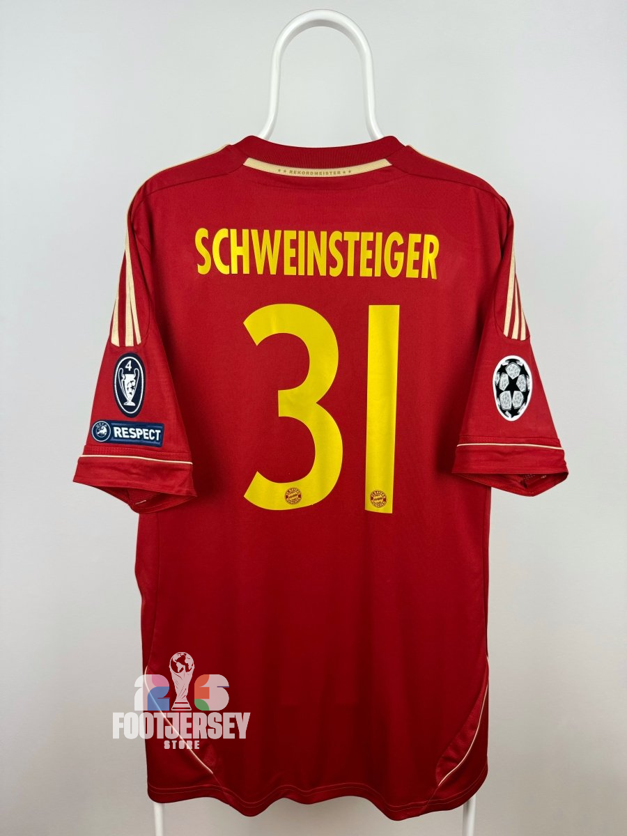 Bayern Munich 2011/12 Home Jersey - Bastian Schweinsteiger