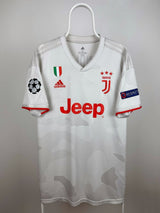 Juventus 2019/20 Away Jersey - Cristiano Ronaldo