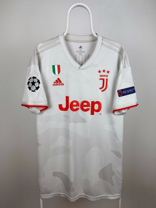 Juventus 2019/20 Away Jersey - Cristiano Ronaldo
