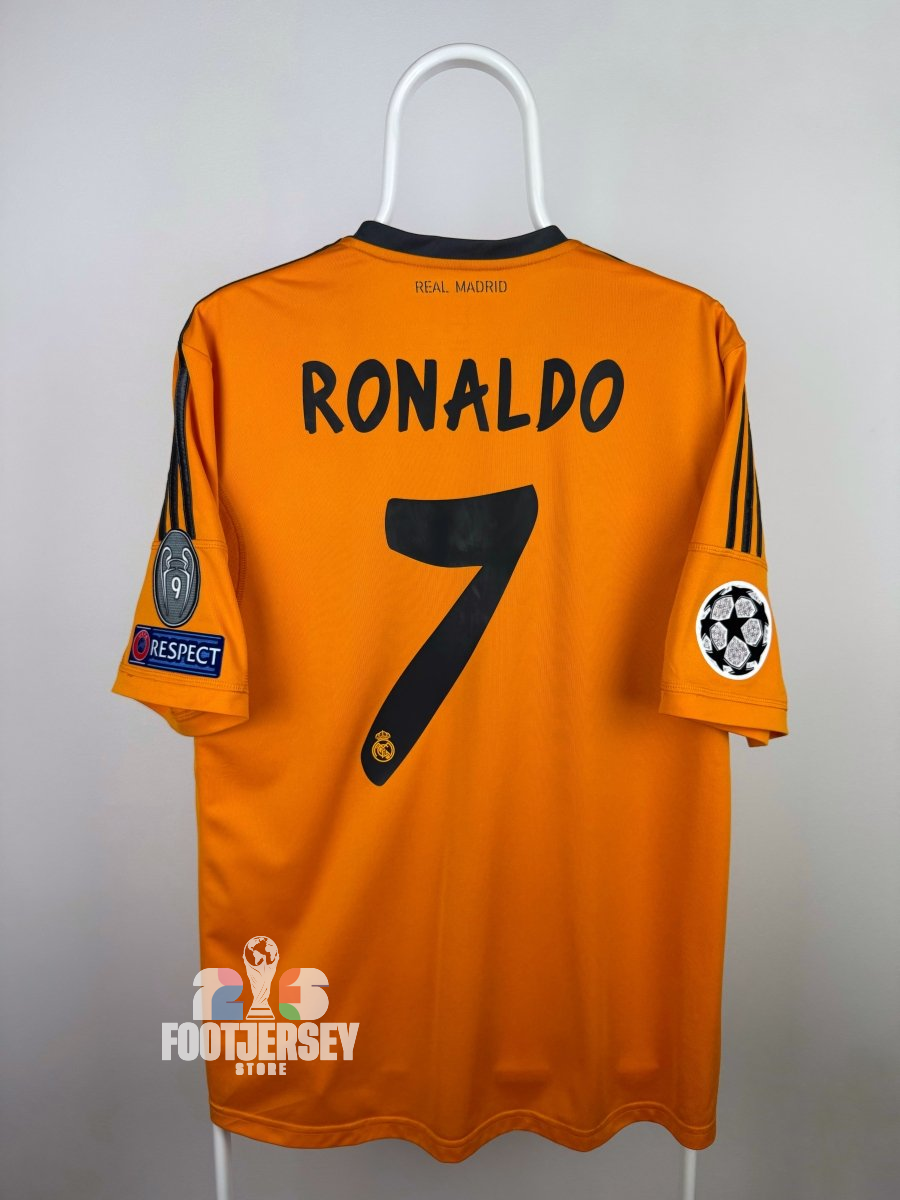 Real Madrid 2013/14 Away Jersey - Cristiano Ronaldo