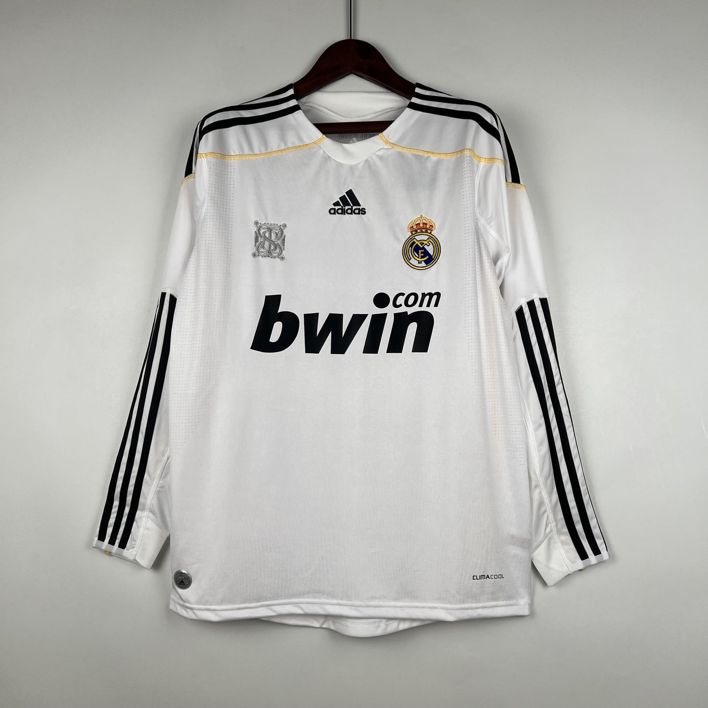 Real Madrid 2009/10 Home Retro Jersey - Long Sleeve