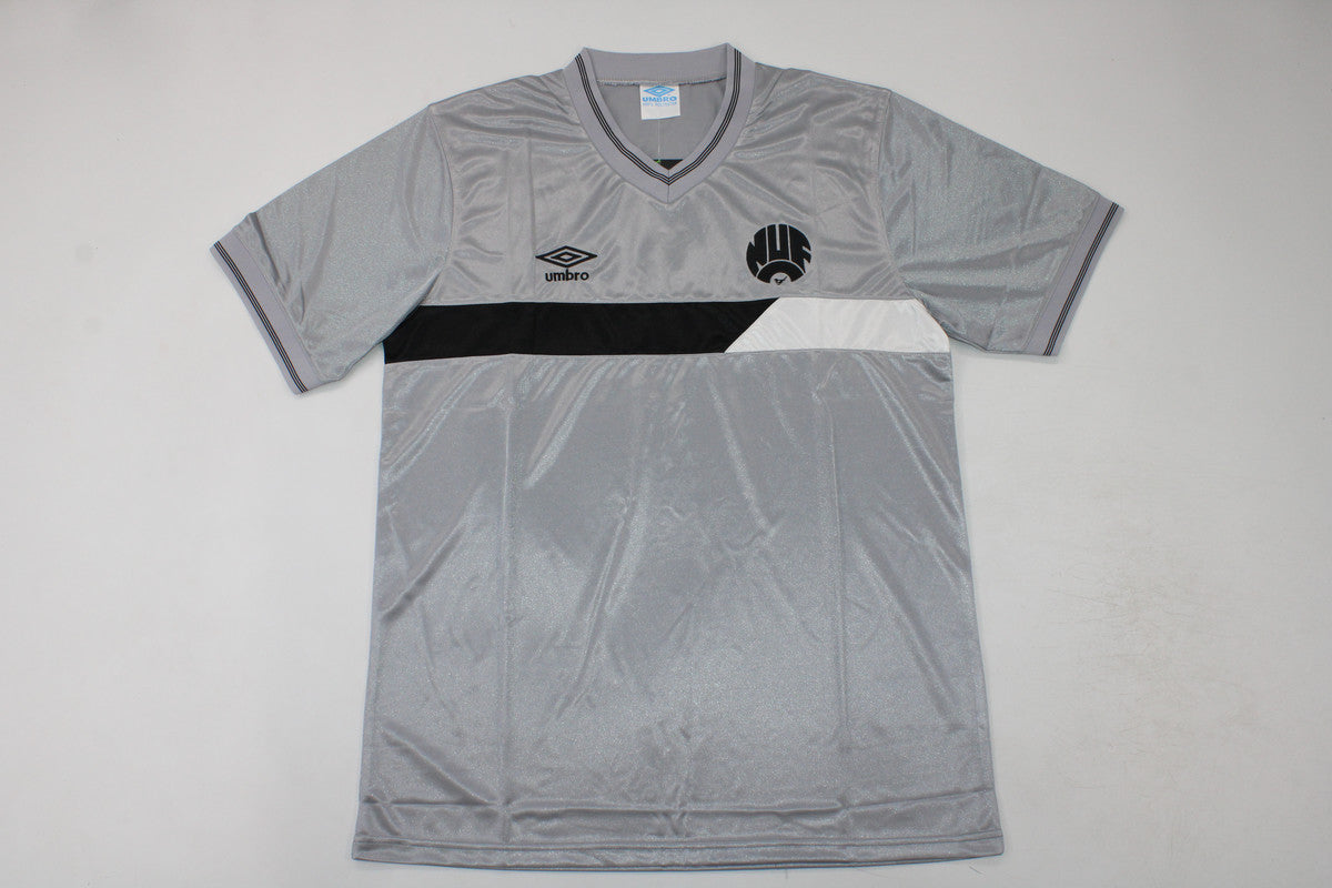 Newcastle 1986/87 Away Retro Jersey