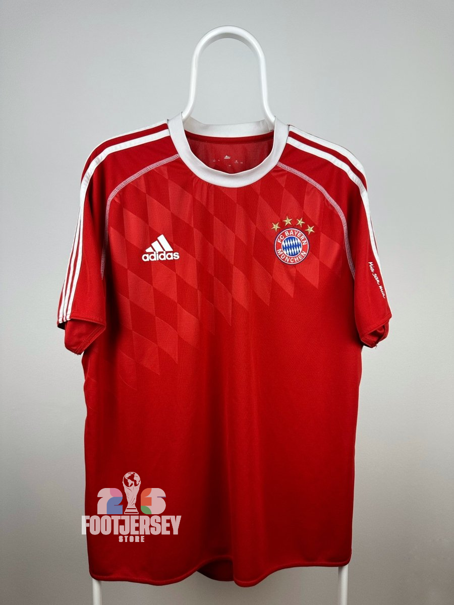 FC Bayern Munich 2013/14 Training Jersey Formotion