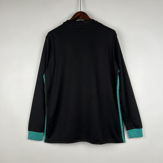 Real Madrid 2017/18 Away Retro Jersey - Long Sleeve