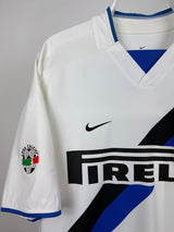 Inter 2002/03 Away Jersey - Gabriel Batistuta