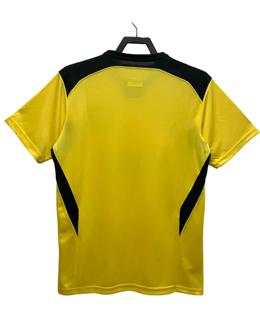 Liverpool 2004/05 Away Jersey - Retro Version