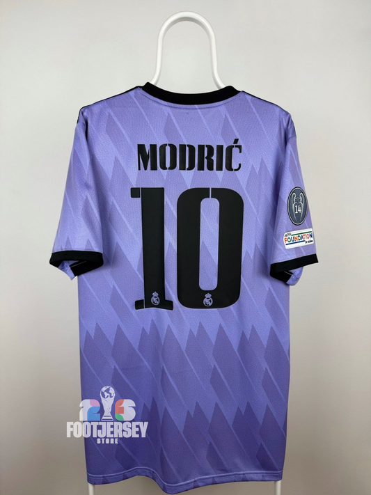 Real Madrid 2022/23 Away Jersey - Luka Modric