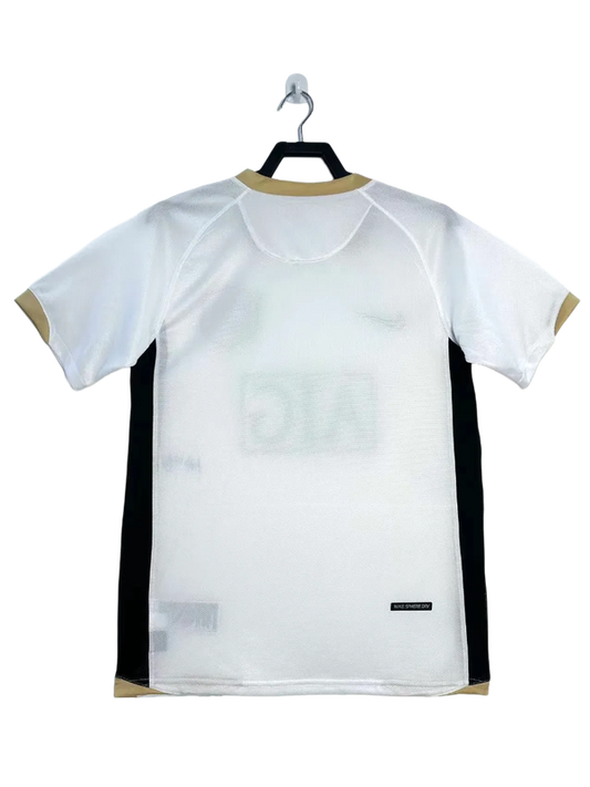 Manchester United 2006/07 Away Jersey - Retro Version
