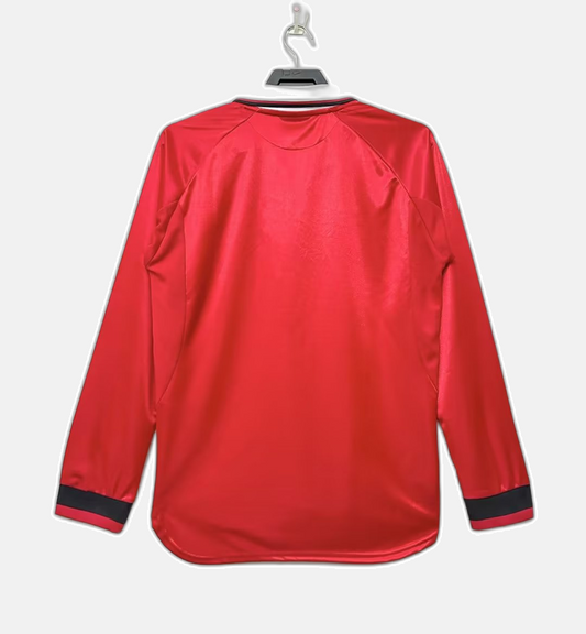 Manchester United 1999/00 Home Jersey - Long Sleeve Retro Version