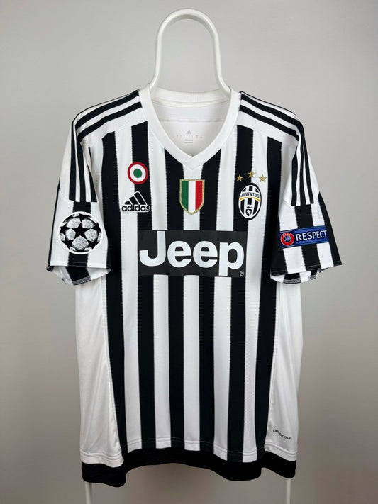 Juventus 2015/16 Home Jersey - Paul Pogba