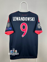 FC Bayern Munich 2015/16 Away Jersey - Robert Lewandowski