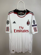 AC Milan 2010/11 Away Jersey - Ronaldinho