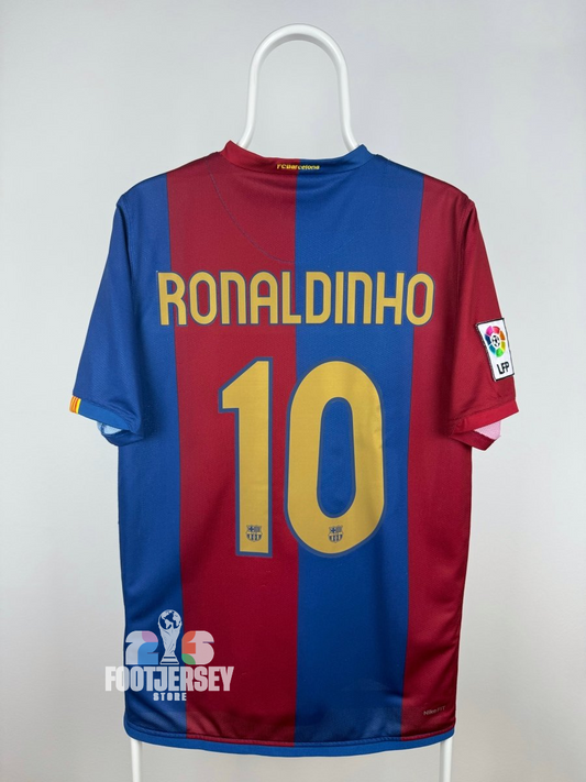 FC Barcelona 2006/07 Home Jersey - Ronaldinho