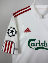 Steven Gerrard - Liverpool 2009/10 Away Jersey 󠁧󠁢󠁥󠁮󠁧󠁿