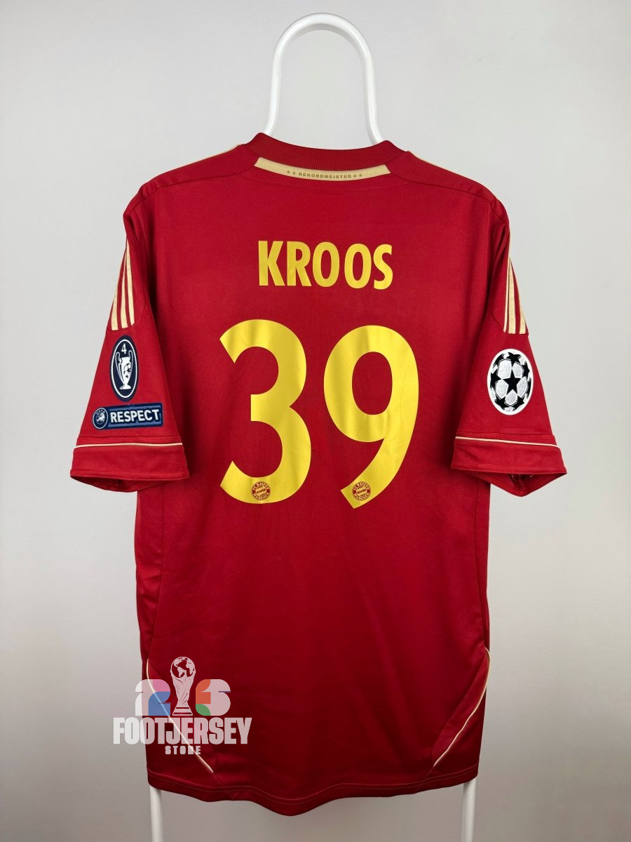 Bayern Munich 2011/12 Home Jersey - Toni Kroos