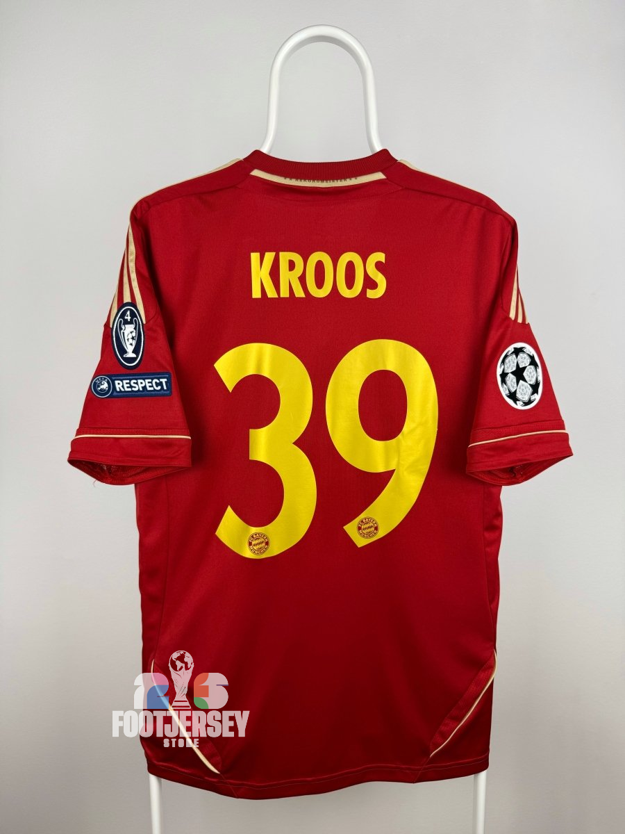 Bayern Munich 2011/12 Home Jersey - Toni Kroos