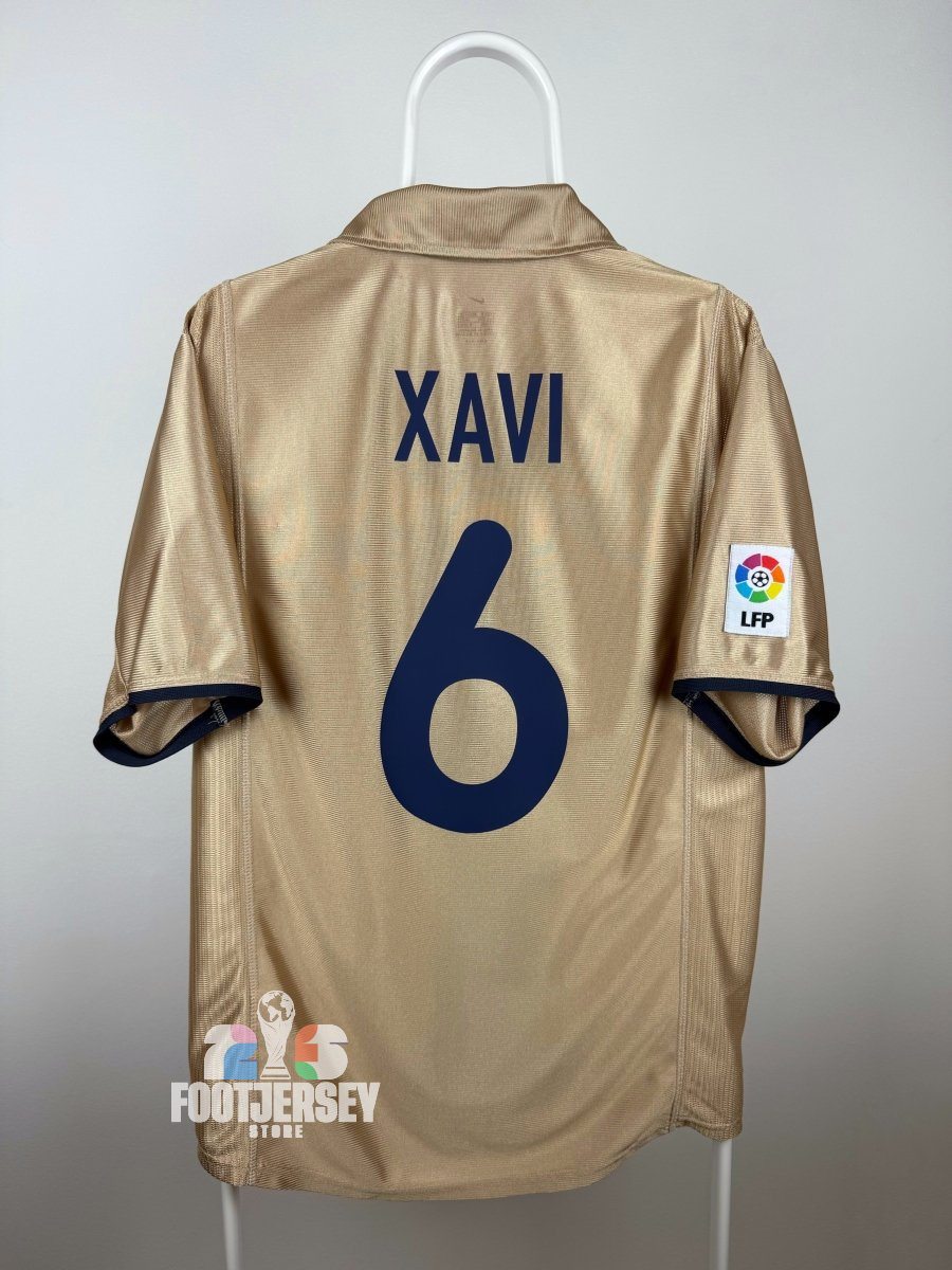 FC Barcelona 2001/02 Away Jersey - Xavi Hernandez