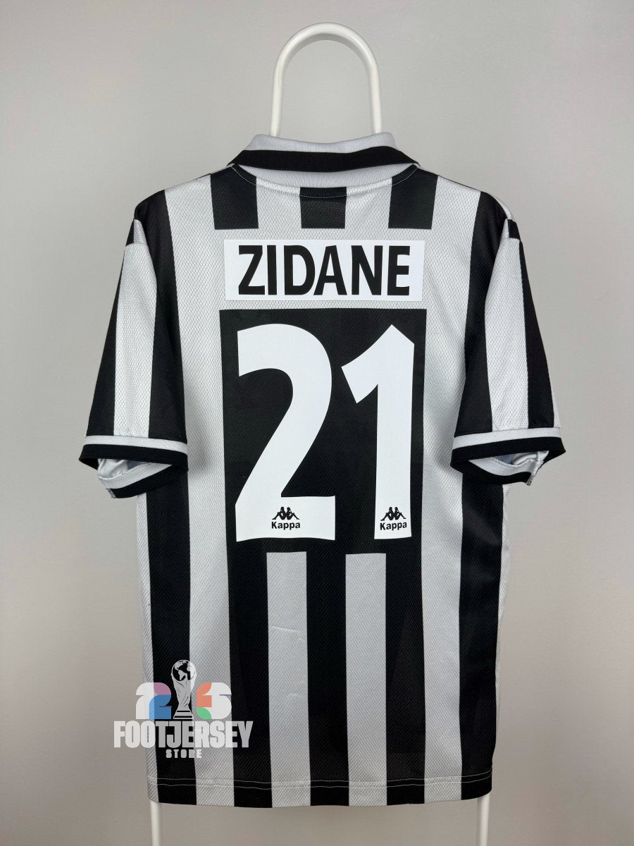 Juventus 1996/97 Home Jersey - Zinedine Zidane